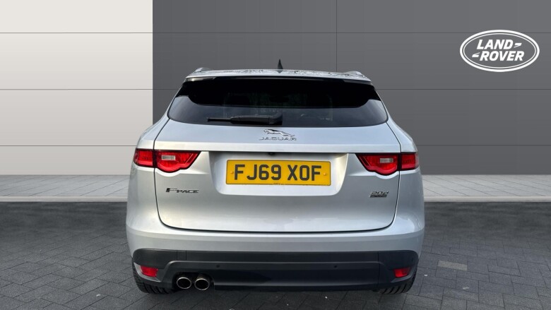 Jaguar F-Pace 2.0d Portfolio 5dr Auto AWD Diesel Estate